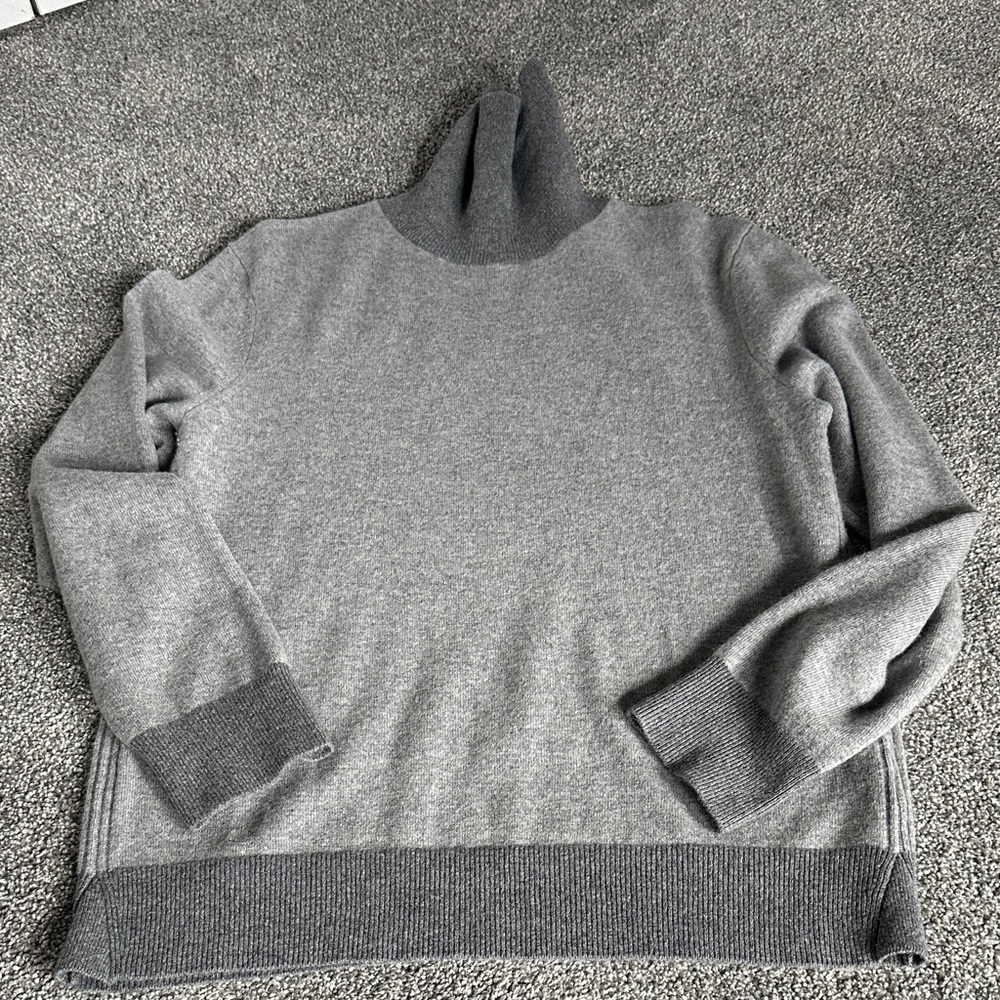 Cashmere turtleneck sweater